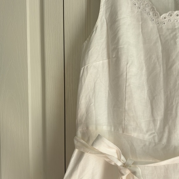 Talbots Linen Eyelet Sleeveless Midi Length Dress. Size 8. White - Picture 4 of 10
